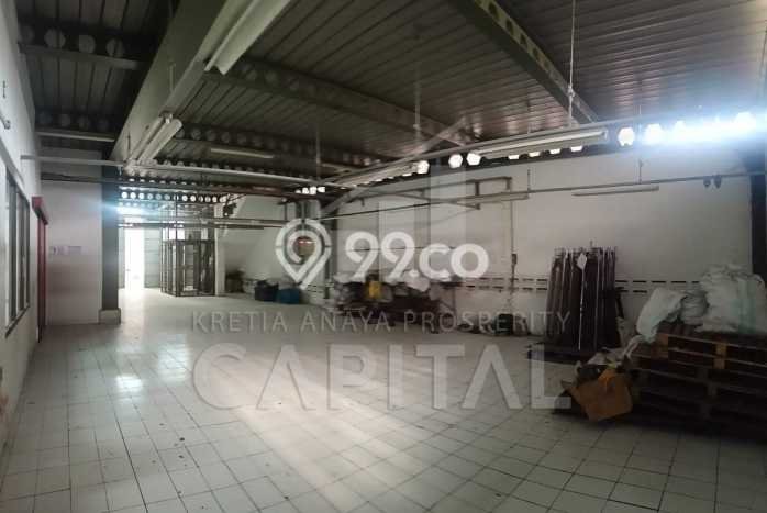 Gudang Area Niaga di , Luas 2000m2m², Siap Operasi Gudang Area Niaga di , Luas 2000m2m², Siap Operasi