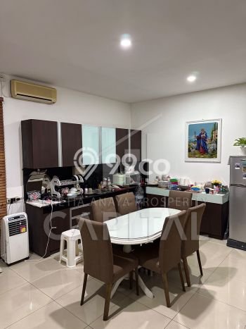 Rumah Siap Pakai di Pasteur, Bandung, Luas 213m2m² LB 84m2m² Rumah Siap Pakai di Pasteur, Bandung, Luas 213m2m² LB 84m2m²