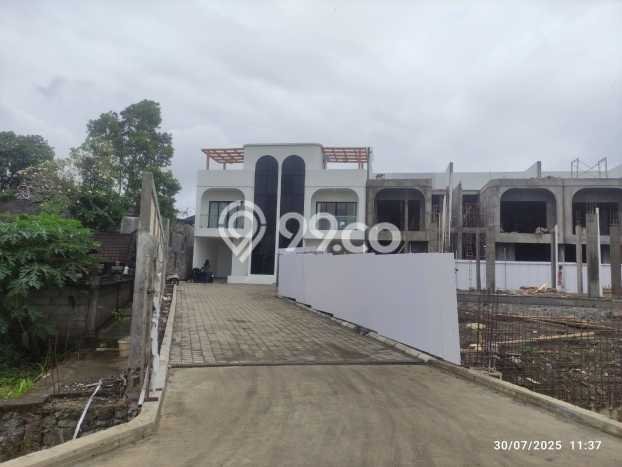 INVESTASI POTENSIAL! Vila di , Luas 119m2m², Lingkungan Strategis INVESTASI POTENSIAL! Vila di , Luas 119m2m², Lingkungan Strategis