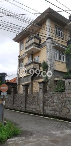 Investasi Masa Depan 8 Kamar Tidur Akses Mudah di Jantung Kota Denpasar Barat, Denpasar Investasi Masa Depan 8 Kamar Tidur Akses Mudah di Jantung Kota Denpasar Barat, Denpasar