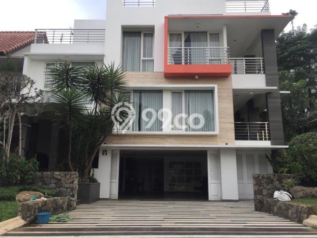 HUNIAN BERKELAS! Rumah Premium , Bandung, LT 708m2m² LB 400m2m² HUNIAN BERKELAS! Rumah Premium , Bandung, LT 708m2m² LB 400m2m²
