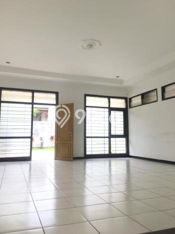 Jual Rumah Mewah Elegan Dengan View Eksklusif di Setiabudi, Bandung Jual Rumah Mewah Elegan Dengan View Eksklusif di Setiabudi, Bandung