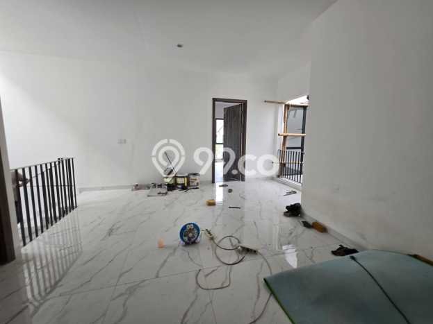For Sale! Premium House LT 200m2 Desain Elegan di Alam Sutera For Sale! Premium House LT 200m2 Desain Elegan di Alam Sutera