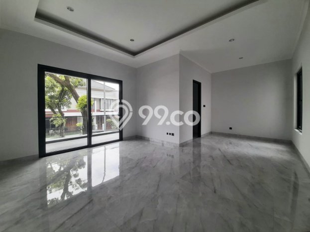 Siap Huni Hunian Elit 5 Kamar di BSD Dekat ke Mana Saja Siap Huni Hunian Elit 5 Kamar di BSD Dekat ke Mana Saja