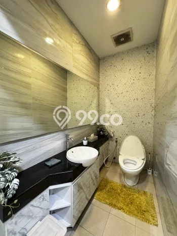 Hunian Mewah LB 400m2 Siap Pakai Desain Elegan di BSD, Tangerang Hunian Mewah LB 400m2 Siap Pakai Desain Elegan di BSD, Tangerang