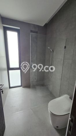 Ready to Use! Luxury House LT 248m2 Desain Elegan di Alam Sutera Ready to Use! Luxury House LT 248m2 Desain Elegan di Alam Sutera