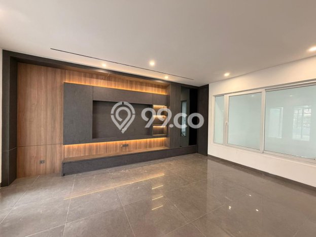 Rumah Elit Modern Tanpa Renovasi di Alam Sutera Tangerang Rumah Elit Modern Tanpa Renovasi di Alam Sutera Tangerang