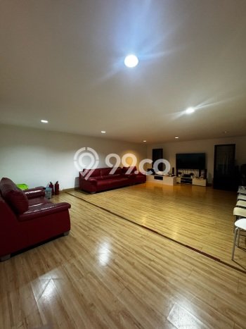 Jual Rumah Luas Megah Dengan View Eksklusif di Gading Serpong, Tangerang Jual Rumah Luas Megah Dengan View Eksklusif di Gading Serpong, Tangerang