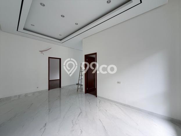Rumah Mewah Dijual LT 234m2 di BSD, Tangerang Selatan Rumah Mewah Dijual LT 234m2 di BSD, Tangerang Selatan