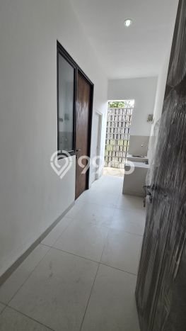 For Sale! Premium House LT 200m2 Desain Elegan di Alam Sutera For Sale! Premium House LT 200m2 Desain Elegan di Alam Sutera
