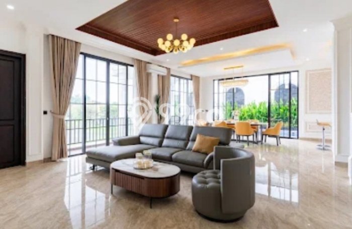 Rumah Elit Modern Siap Huni di BSD City Tangerang Rumah Elit Modern Siap Huni di BSD City Tangerang