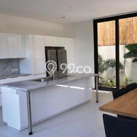 Rumah Luxury Modern Siap Huni di Kemang Jakarta Selatan Rumah Luxury Modern Siap Huni di Kemang Jakarta Selatan