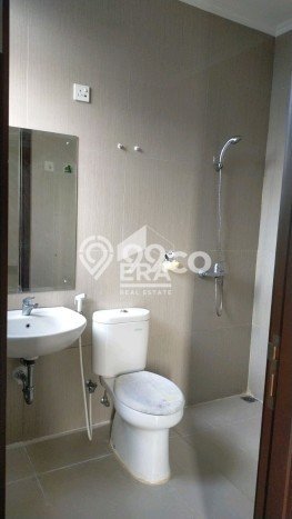 Hunian Cantik Minimalis Lb 88m2 di Serpong, Tangerang Selatan Hunian Cantik Minimalis Lb 88m2 di Serpong, Tangerang Selatan