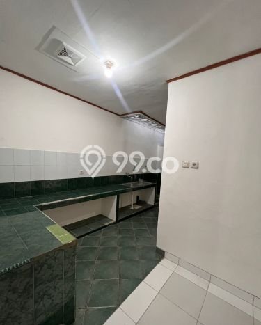 For Sale Rumah 2 Kamar Lokasi Ideal Nyaman dan Strategis di Kelapa Gading For Sale Rumah 2 Kamar Lokasi Ideal Nyaman dan Strategis di Kelapa Gading