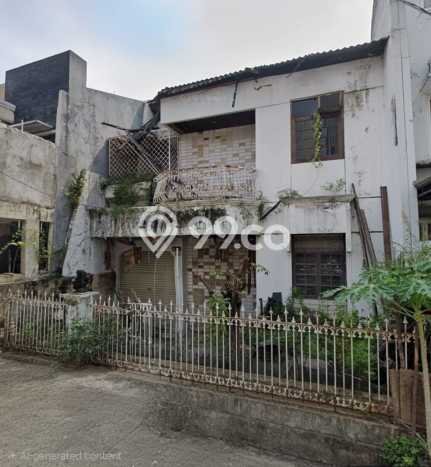 For Sale Rumah 4 Kamar Lokasi Ideal Bagus dan Strategis di Kelapa Gading For Sale Rumah 4 Kamar Lokasi Ideal Bagus dan Strategis di Kelapa Gading