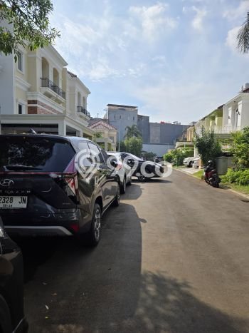 Siap Huni Rumah Mewah 4 Kamar di Kelapa Gading Dekat ke Mana Pun Siap Huni Rumah Mewah 4 Kamar di Kelapa Gading Dekat ke Mana Pun