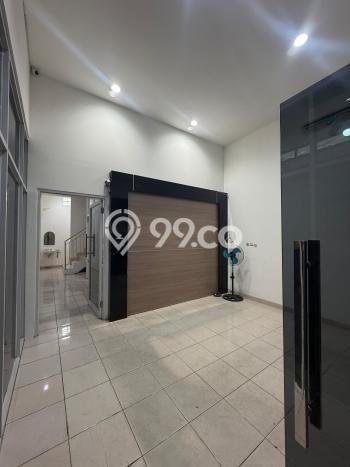 Ruko Paling Dicari LB 200m2 Dijual di Cempaka Putih Ruko Paling Dicari LB 200m2 Dijual di Cempaka Putih