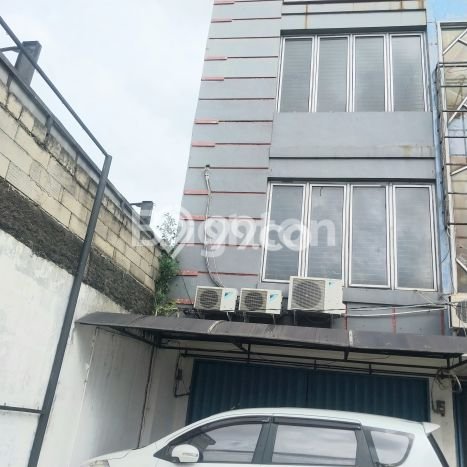 Ruko For Rent di Kranji, Luas 132m², Area Komersial, Siap Usaha Ruko For Rent di Kranji, Luas 132m², Area Komersial, Siap Usaha