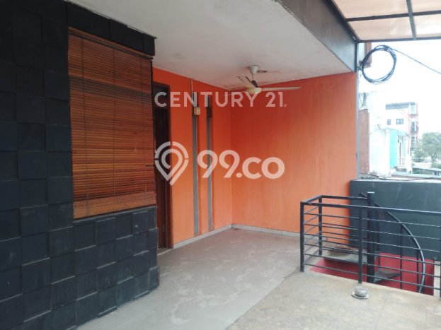 Rumah Elit Modern Tanpa Renovasi di Pondok Indah Jakarta Selatan Rumah Elit Modern Tanpa Renovasi di Pondok Indah Jakarta Selatan