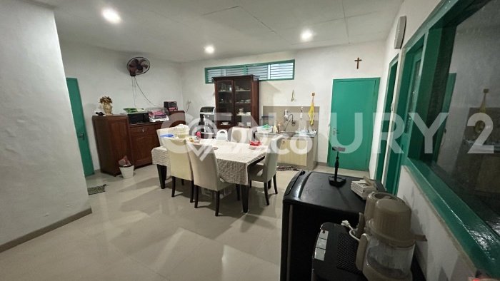 Jarang Ada! Rumah Kontrakan 4 Kamar Nyaman Siap Huni Gandaria Jarang Ada! Rumah Kontrakan 4 Kamar Nyaman Siap Huni Gandaria