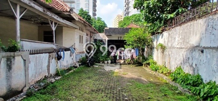 Tanah Kawasan Komersial Kawasan Menteng, Luas 398m2m², Ideal untuk Bisnis Tanah Kawasan Komersial Kawasan Menteng, Luas 398m2m², Ideal untuk Bisnis