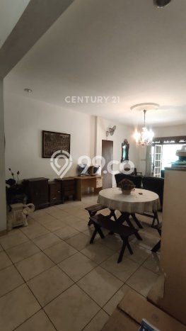 Jual Rumah Mewah Elegan Dengan View Cantik di Cipinang, Jakarta Timur Jual Rumah Mewah Elegan Dengan View Cantik di Cipinang, Jakarta Timur