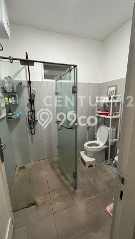 Jarang Ada! Rumah Kontrakan 4 Kamar Nyaman Siap Huni Gandaria Jarang Ada! Rumah Kontrakan 4 Kamar Nyaman Siap Huni Gandaria