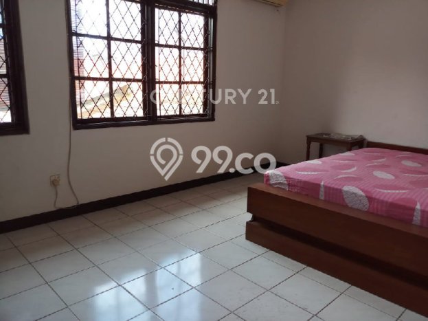 Rumah Luxury Modern Tanpa Renovasi di Guntur Jakarta Selatan Rumah Luxury Modern Tanpa Renovasi di Guntur Jakarta Selatan