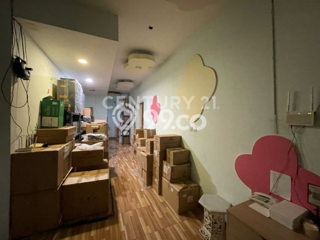 Ruko Disewa di Jakarta Selatan dengan LB 197m2 Area Komersial Ramai Ruko Disewa di Jakarta Selatan dengan LB 197m2 Area Komersial Ramai