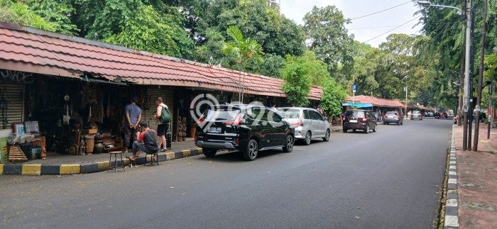 Tanah Kawasan Komersial Kawasan Menteng, Luas 398m2m², Ideal untuk Bisnis Tanah Kawasan Komersial Kawasan Menteng, Luas 398m2m², Ideal untuk Bisnis