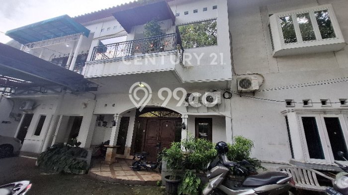 Dijual Rumah Premium dengan Fasilitas Sekitar Lengkap di Kebayoran Baru, Jakarta Selatan Dijual Rumah Premium dengan Fasilitas Sekitar Lengkap di Kebayoran Baru, Jakarta Selatan