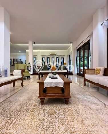 For Sale! Premium House LT 636m2 Desain Elegan di Pondok Indah For Sale! Premium House LT 636m2 Desain Elegan di Pondok Indah