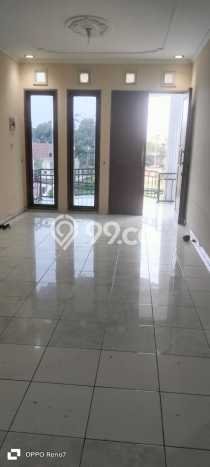 Rumah Luxury Modern Tanpa Renovasi di Buaran Jakarta Timur Rumah Luxury Modern Tanpa Renovasi di Buaran Jakarta Timur