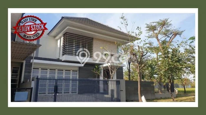 Rumah Mewah Siap Huni LT 412m2 di Wiyung, Surabaya Rumah Mewah Siap Huni LT 412m2 di Wiyung, Surabaya