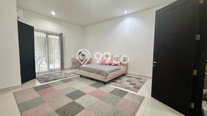 Hunian Elit LB 300m2 Siap Huni Desain Elegan di Citraland, Surabaya Hunian Elit LB 300m2 Siap Huni Desain Elegan di Citraland, Surabaya