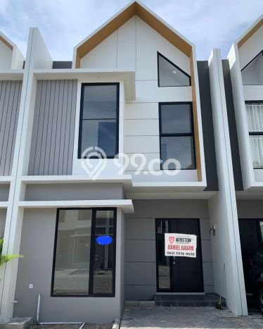 Dijual Rumah Strategis Bagus Punya 3 KT di Mulyorejo Surabaya SHM Dijual Rumah Strategis Bagus Punya 3 KT di Mulyorejo Surabaya SHM