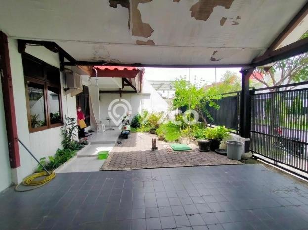 LIMITED OFFER! Rumah Premium area , LT 300m2m² Bangunan 400m2m² LIMITED OFFER! Rumah Premium area , LT 300m2m² Bangunan 400m2m²
