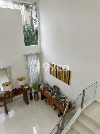 Hunian Elit LB 300m2 Siap Huni Desain Elegan di Citraland, Surabaya Hunian Elit LB 300m2 Siap Huni Desain Elegan di Citraland, Surabaya