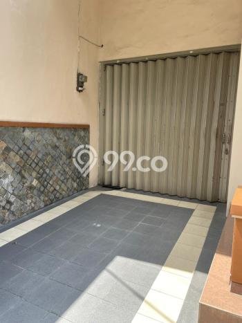 For Sale! Luxury House LT 351m2 Desain Modern di Sukomanunggal For Sale! Luxury House LT 351m2 Desain Modern di Sukomanunggal