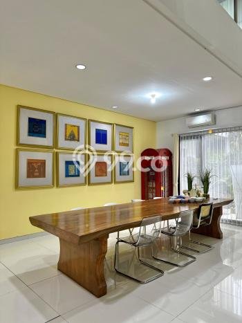 Hunian Elit LB 300m2 Siap Huni Desain Elegan di Citraland, Surabaya Hunian Elit LB 300m2 Siap Huni Desain Elegan di Citraland, Surabaya