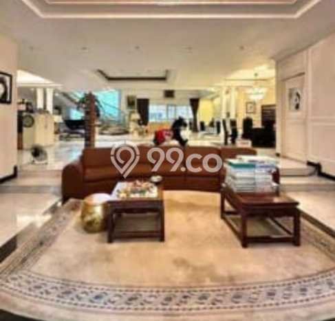 Rumah Elit LB 650m2 Siap Huni Desain Elegan di Kuningan, Jakarta Selatan Rumah Elit LB 650m2 Siap Huni Desain Elegan di Kuningan, Jakarta Selatan