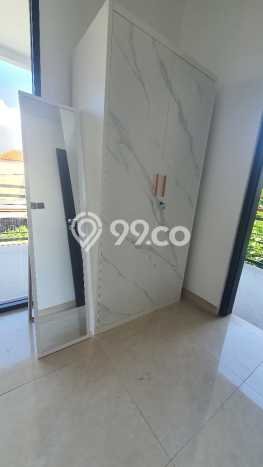 Properti Strategis! Vila di , Area 330m2m², Lokasi Strategis dengan nilai tinggi Properti Strategis! Vila di , Area 330m2m², Lokasi Strategis dengan nilai tinggi