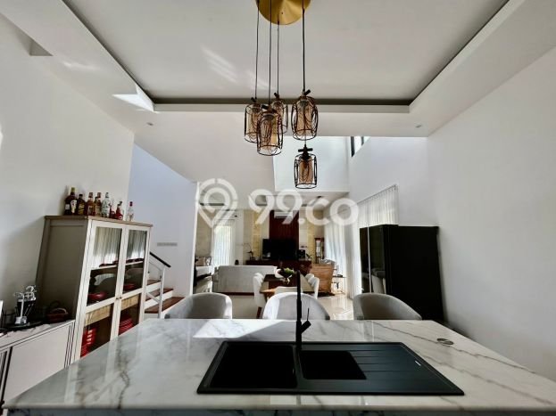 LOKASI TERBAIK! Vila Kawasan , Dimensi 285m2m², Area Premium dengan jalan mudah LOKASI TERBAIK! Vila Kawasan , Dimensi 285m2m², Area Premium dengan jalan mudah