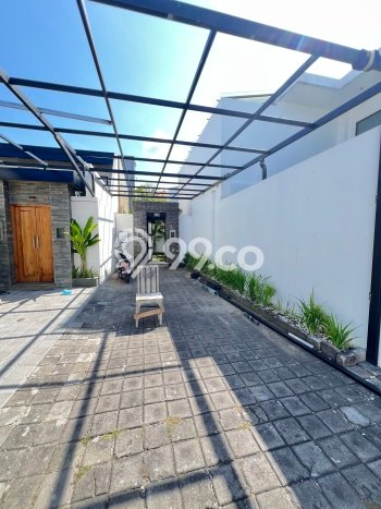 Vila Kawasan , Area 409m2m², Akses ke Pusat Kota Vila Kawasan , Area 409m2m², Akses ke Pusat Kota