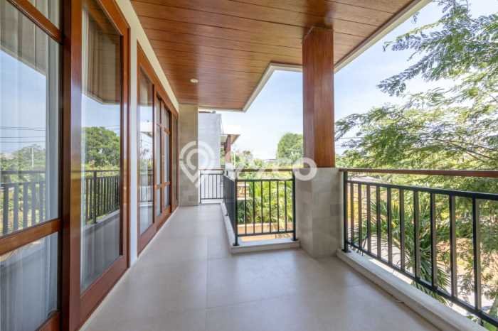 Dijual Vila di , Luas 216m2m², Lingkungan nyaman untuk Anda Dijual Vila di , Luas 216m2m², Lingkungan nyaman untuk Anda