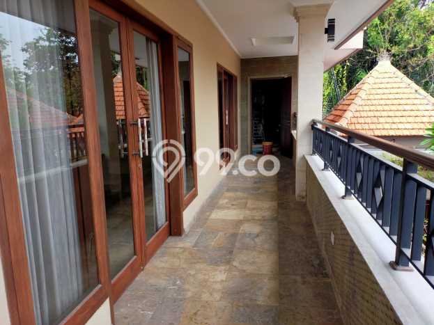 AREA PREMIUM! Vila di , Ukuran 400m2m², Pemandangan Indah sekitar AREA PREMIUM! Vila di , Ukuran 400m2m², Pemandangan Indah sekitar