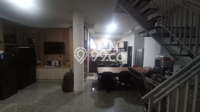 Rumah Eksklusif Siap Huni LT 275m2 di Denpasar Barat, Denpasar Rumah Eksklusif Siap Huni LT 275m2 di Denpasar Barat, Denpasar