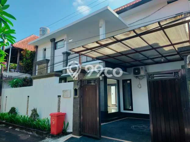LOKASI STRATEGIS! Vila di , Luas 150m2m², View Indah sekitar LOKASI STRATEGIS! Vila di , Luas 150m2m², View Indah sekitar
