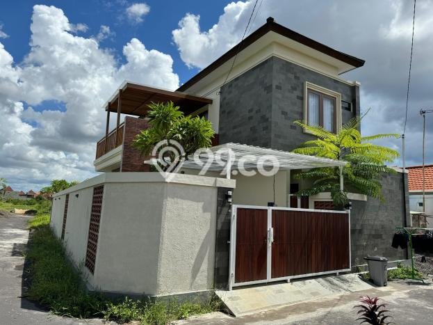 Vila Kawasan , Luas 240m2m², Tersedia Segera, Harganya Bersaing Vila Kawasan , Luas 240m2m², Tersedia Segera, Harganya Bersaing