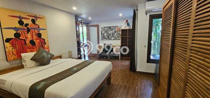 FOR SALE! Vila Kawasan , Luas 1000m2m², Posisi Strategis FOR SALE! Vila Kawasan , Luas 1000m2m², Posisi Strategis